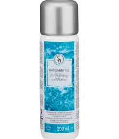 Lessive spéciale pour les vêtements et les pantalons d'équitation